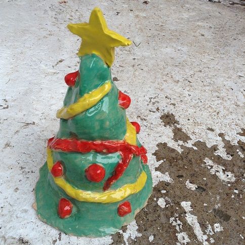 make a pottery christmas tree at eastnor pottery for christmas 2019