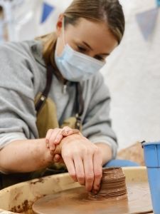 surprise birthday pottery session in the heart of the uk